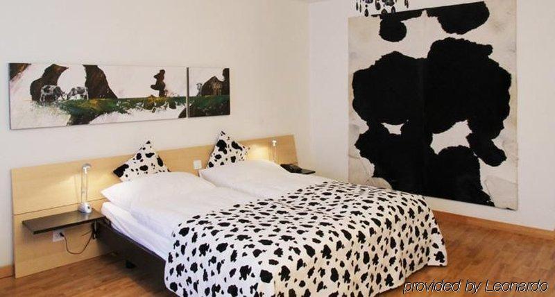 Hotel Roter Turm Solothurn Quarto foto